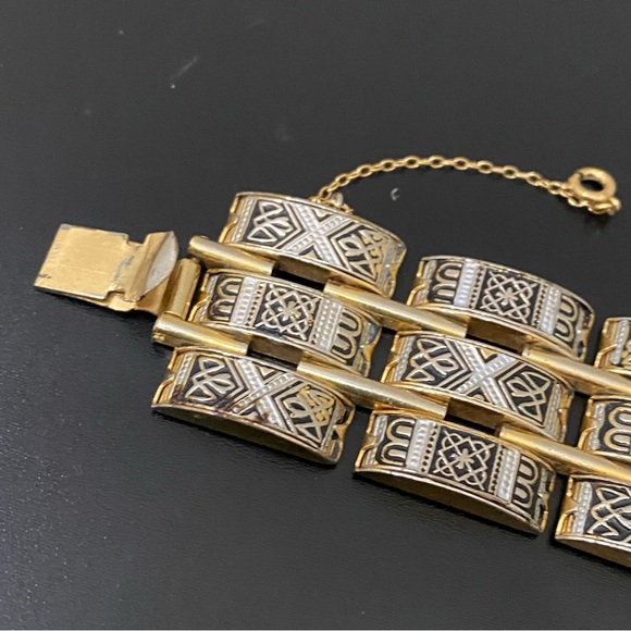 Vintage Gold-tone Damascene Art Deco 3-Row Hinged Bracelet 49g. - Picture 13 of 16